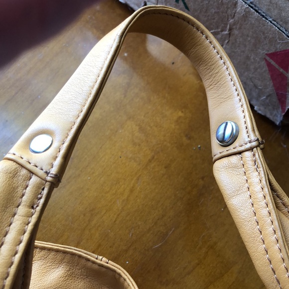 B. Makowsky Butter Soft Handbag - Picture 11 of 12